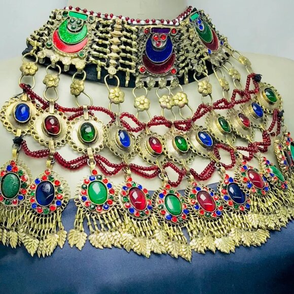 Vibrant Choker Necklace, Unique Fashion Necklace - Picture 7 of 10